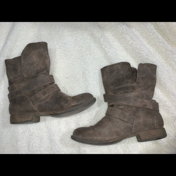 Fall Boots - Picture 2 of 3